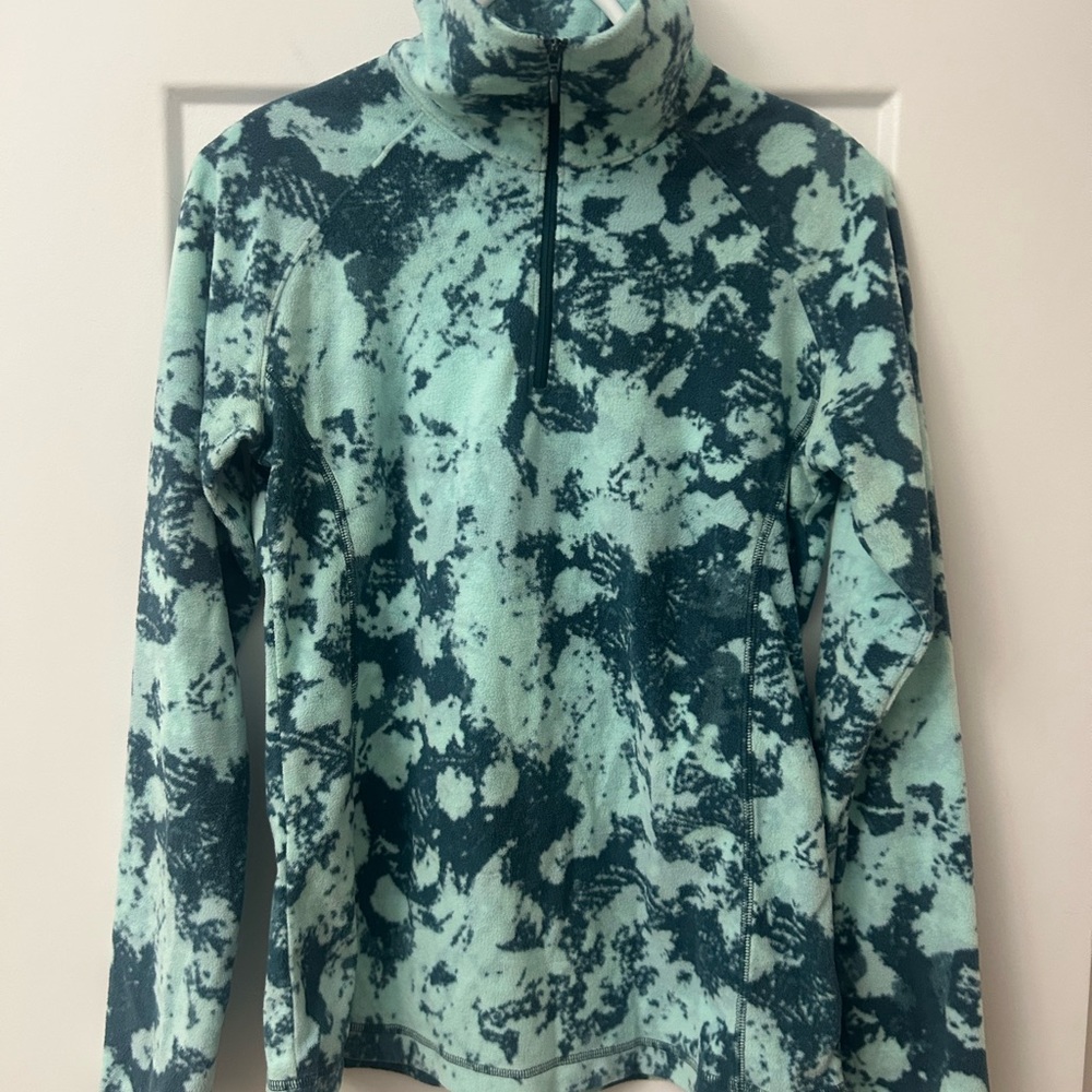 Columbia Women's Green Patterned Turtleneck Sweater